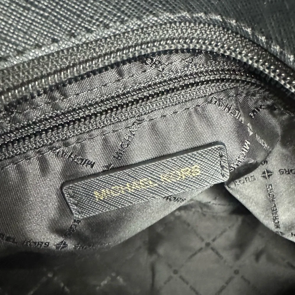 #143 Michael Kors Jet Set Travel Large Top Zip Black Leather Shoulder Tote - Picture 12 of 17